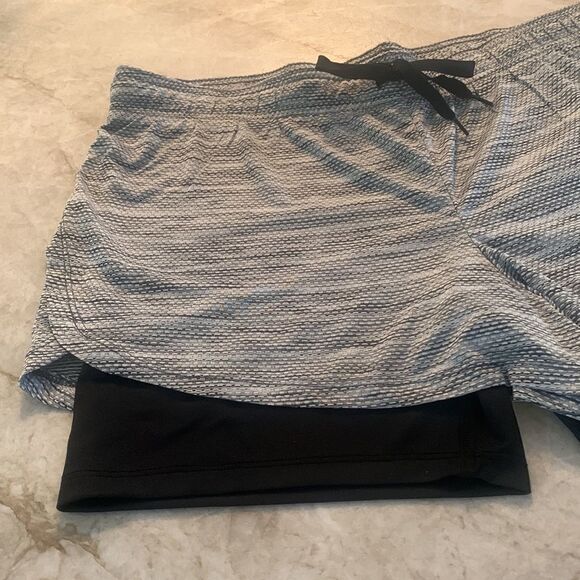 NWOT Performance Shorts with Tights - Picture 3 of 7